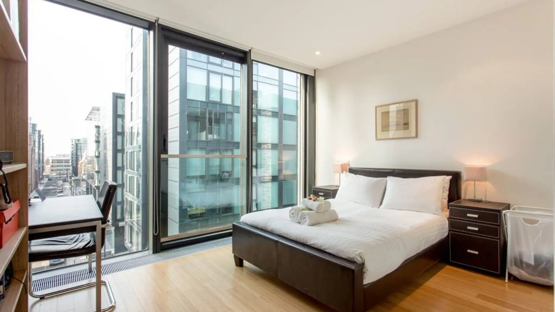 Luxury 2 Bedroom Quartermile Apartment Edinburgh