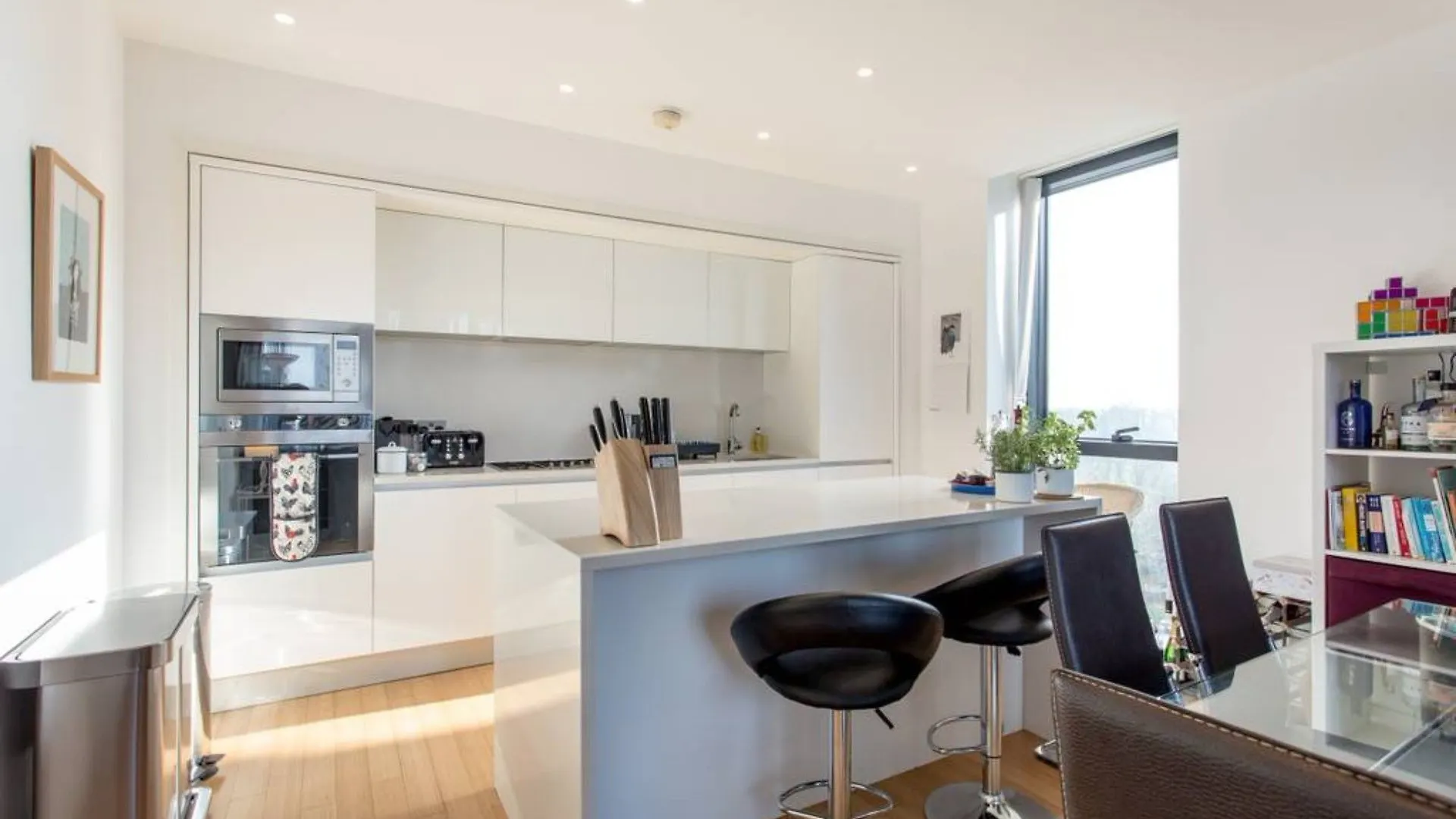 Luxury 2 Bedroom Quartermile Apartment Edinburgh Großbritannien