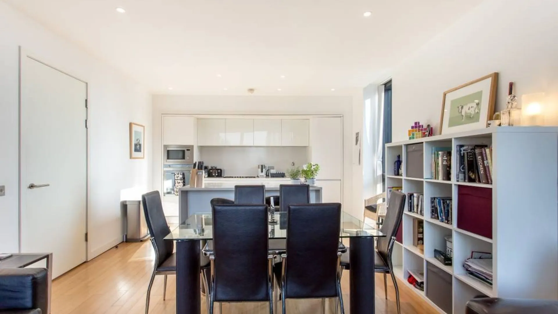 Luxury 2 Bedroom Quartermile Apartment Edinburgh 0*,  Großbritannien